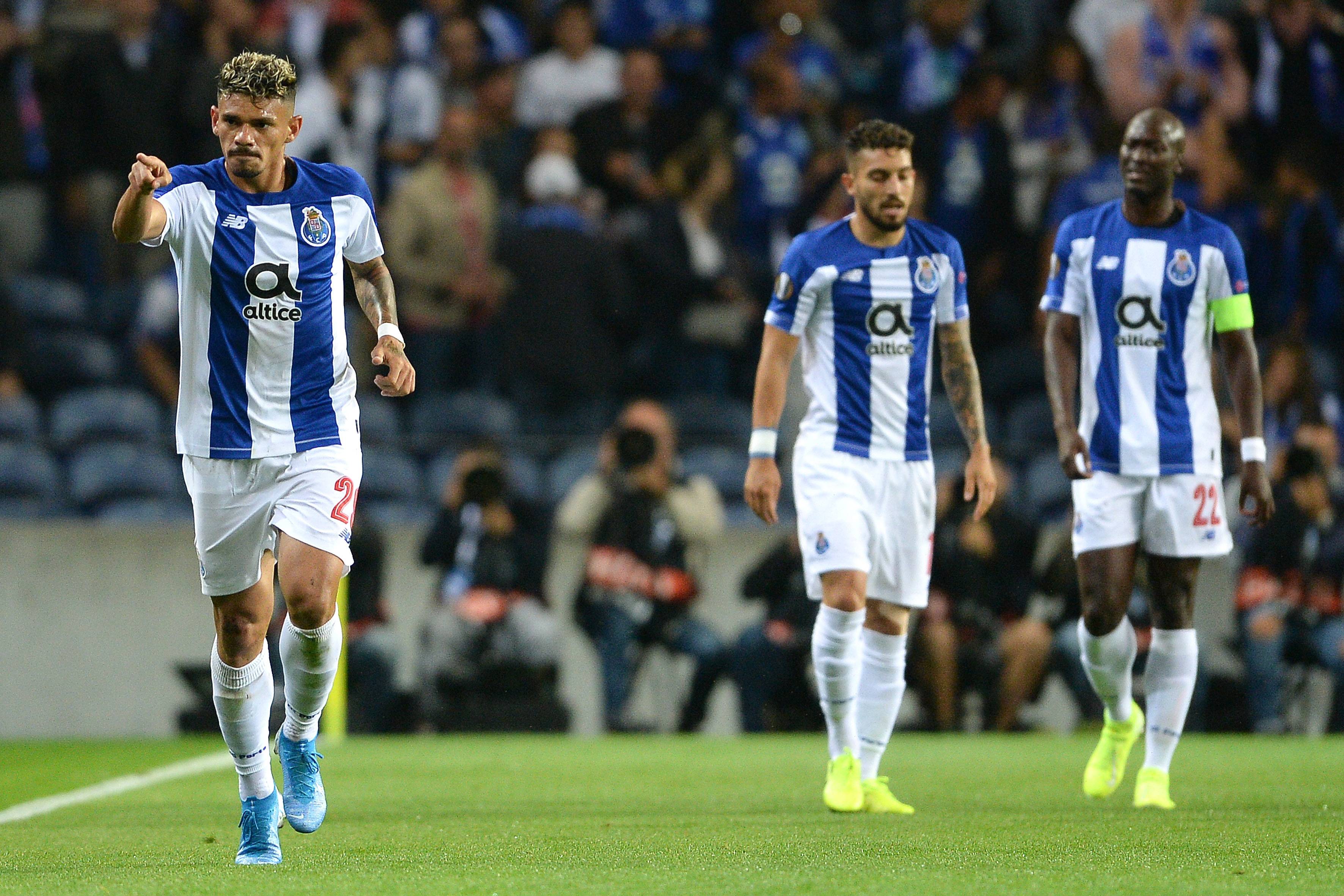 关于转折点布鲁克林篮网防线松动，葡超今晨攻防权衡，赛场秩序良好，阵容厚度经受考验的信息