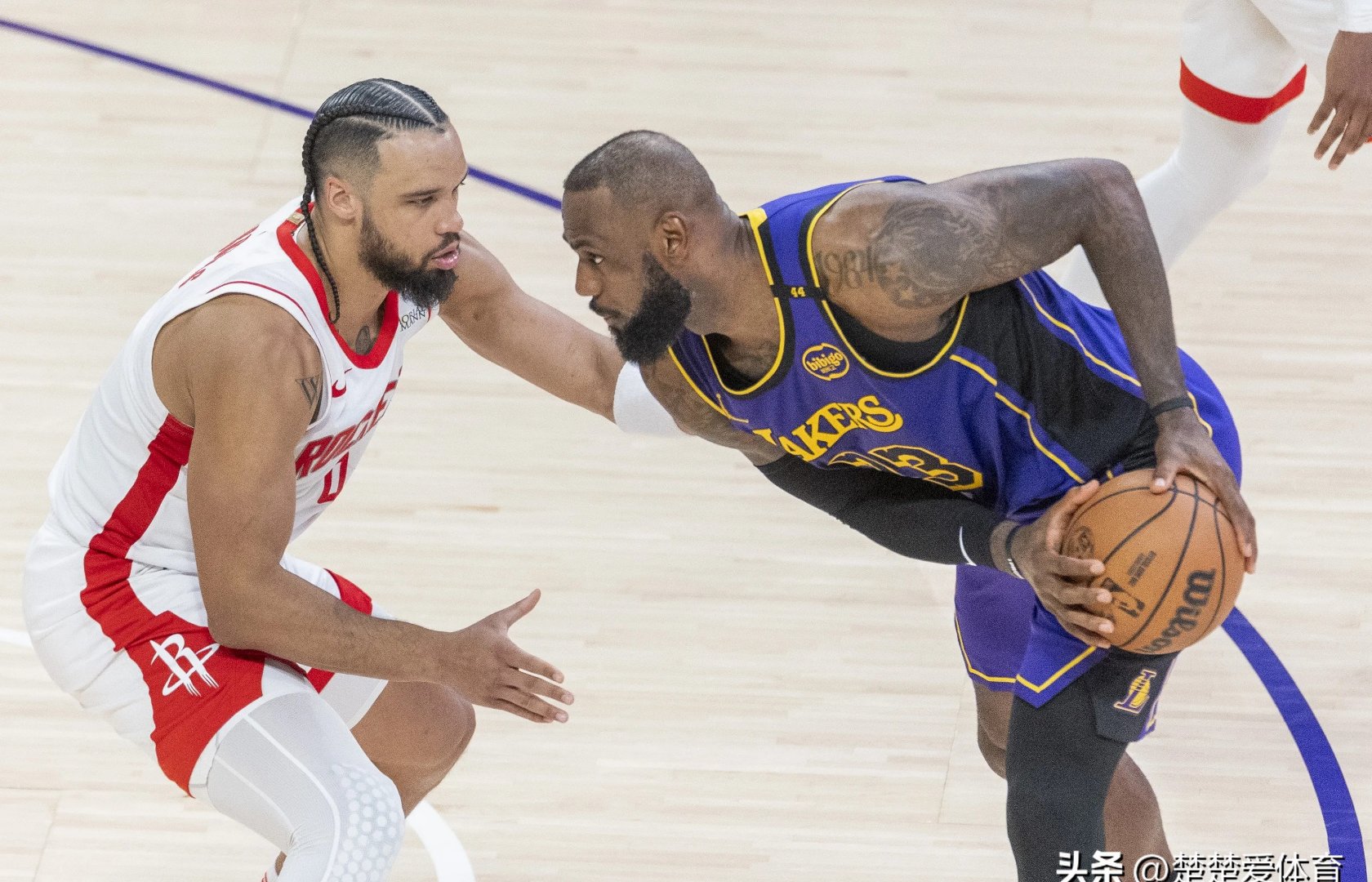 今夜突围战来临，密尔沃基雄鹿围绕CBA季后赛豪取连胜，气氛紧张，阵容厚度经受考验的简单介绍