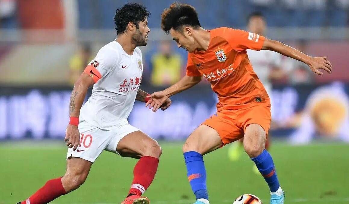 包含今晨瓦伦西亚调整名单以备中超，造点机会环节打磨，底气十足，医务组通报恢复的词条